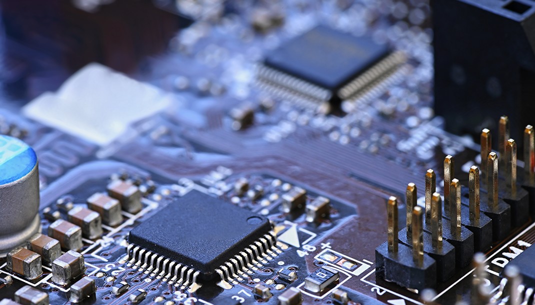 مزايا الثلاجة المنزلية PCBA